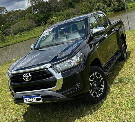 TOYOTA HILUX 2.7 VVT-i FLEX CD SRV 4X2 AUTOMÁTICO TOYOTA HILUX 2.7 VVT-i FLEX CD SRV 4X2 AUTOMÁTICO